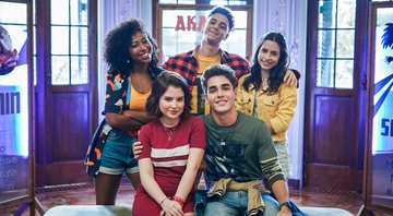 Em cima: Carol Roberto (Milena) Theo Salomão (Cascão), Bianca Paiva (Magali); embaixo: Sophia Valverde (Mônica) e Xande Valois (Cebola) - Foto: Reprodução / Imagem Filmes